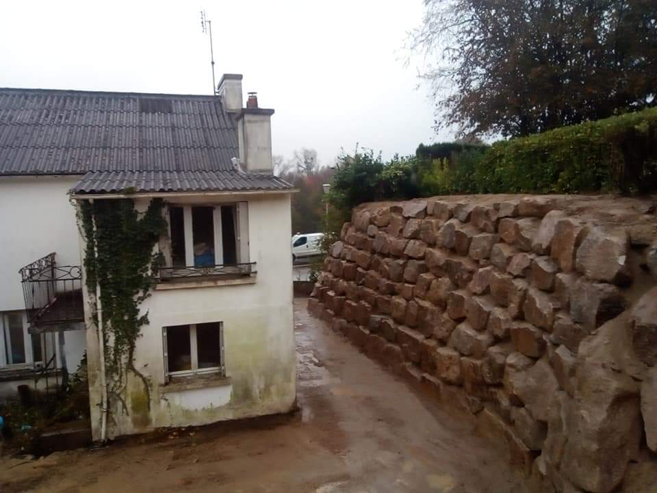 DJTP Entreprise Travaux Publics Gourin ENROCHEMENT 2