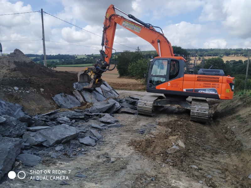 DJTP Entreprise Travaux Publics Gourin ENROCHEMENT 5